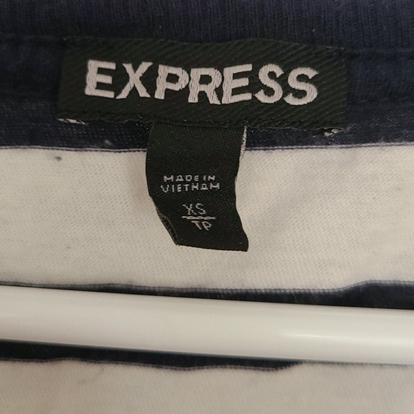 Express - Picture 2 of 3